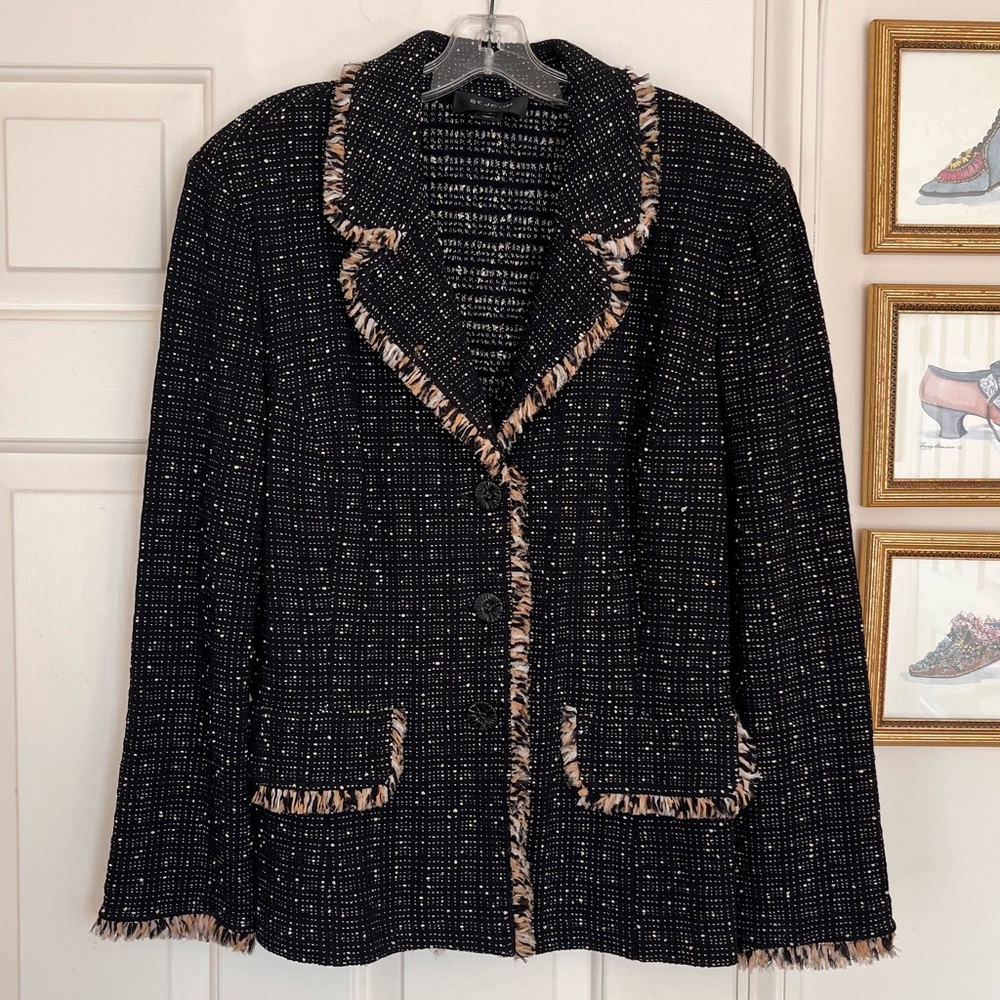 St. John Blazer Black And White Speckled Frayed Trim Size 14